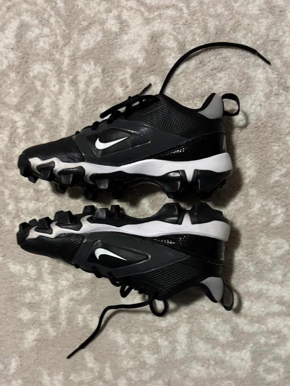 Nike Black/White Kids' Football Cleats for Boys